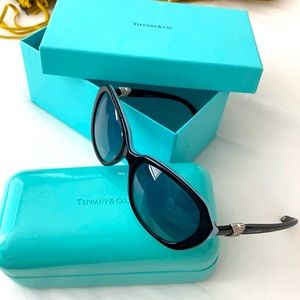 Brand new Tiffany’s Sunglasses with case